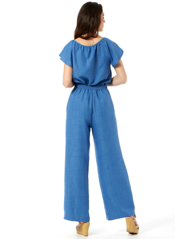 Παντελόνα σε look λινής